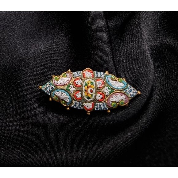 Vintage 1930S Italian Mosaic Brooch With Intricate Floral Design - Picture 1 of 5